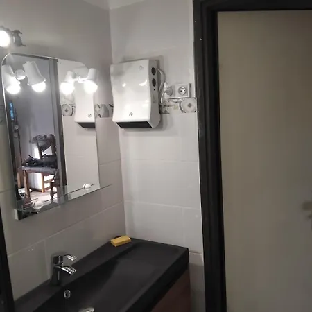 Detente Curiste Apartament *